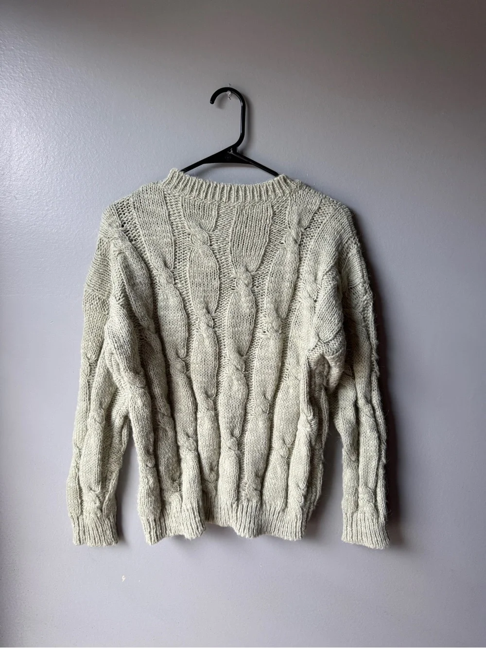 PASTICHE Cable Knit Sweater – Size Medium